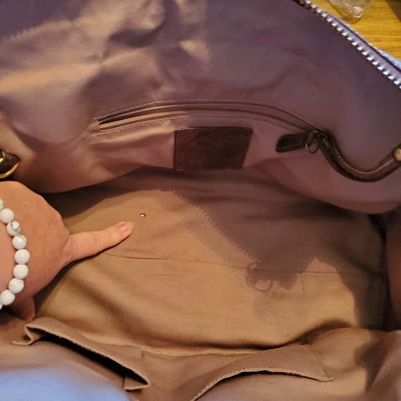 Vintage retired Coach large hand bag and matching wallet. - Picture 4 of 8